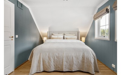 Amenajarea unui dormitor în mansardă: Idei și sfaturi utile