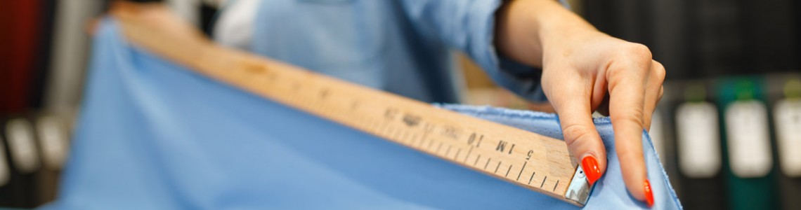 Cum alegi dimensiunile unei lenjerii de pat: Ghid complet pentru 2025