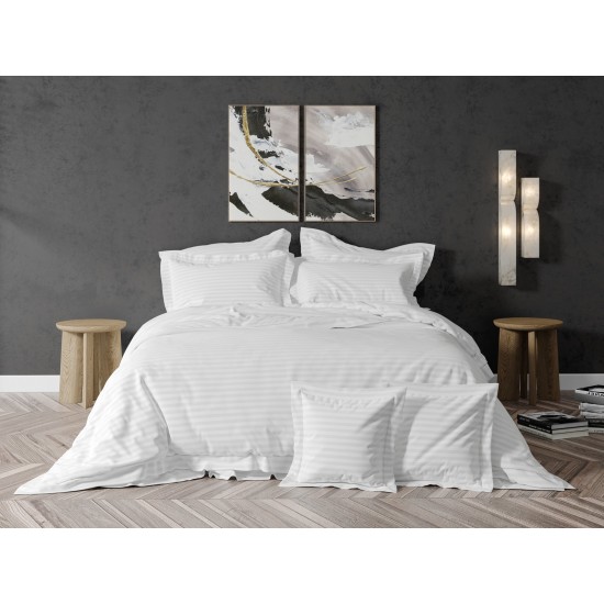 Lenjerie de pat Damasc Satinat din bumbac fabricată cu atenție la detalii în atelierul propriu. Lenjerie de pat Damasc Satinat din bumbac fabricată cu atenție la detalii în atelierul propriu.