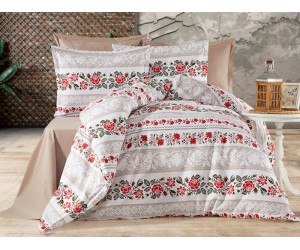 Lenjerie de pat cu motive traditionale