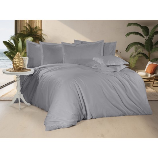 Lenjerie de pat Uni din bumbac fabricată cu atenție la detalii în atelierul propriu. Lenjerie de pat Uni din bumbac fabricată cu atenție la detalii în atelierul propriu.