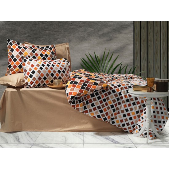 Lenjerie de pat Joy din bumbac fabricată cu atenție la detalii în atelierul propriu. Lenjerie de pat Joy din bumbac fabricată cu atenție la detalii în atelierul propriu.