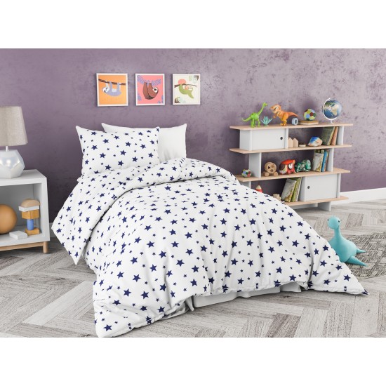 Lenjerie de pat Sky din bumbac fabricată cu atenție la detalii în atelierul propriu. Lenjerie de pat Sky din bumbac fabricată cu atenție la detalii în atelierul propriu.