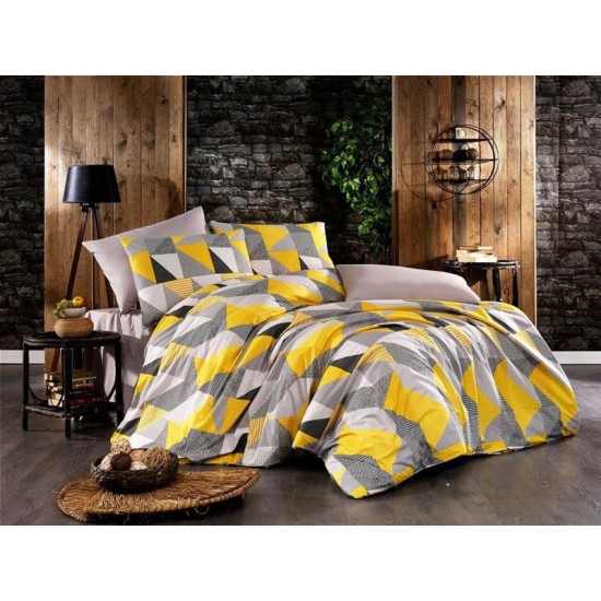 Lenjerie de pat Triangle din bumbac fabricată cu atenție la detalii în atelierul propriu. Lenjerie de pat Triangle din bumbac fabricată cu atenție la detalii în atelierul propriu.