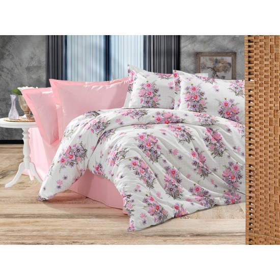 Lenjerie de pat Velvet din bumbac fabricată cu atenție la detalii în atelierul propriu. Lenjerie de pat Velvet din bumbac fabricată cu atenție la detalii în atelierul propriu.